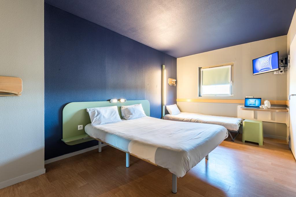Ibis Budget Amberieu En Bugey/Chateau Gaillard A42 Экстерьер фото